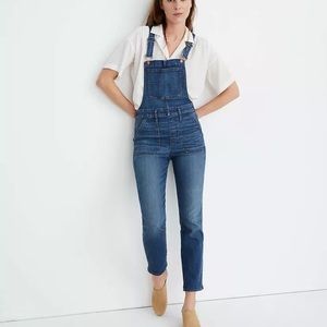 Madewell Stovepipe Jeans Overalls in Lorton Wash, Medium High Waist